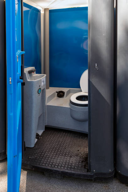 Best Portable toilet rental cost  in Las Flores, CA